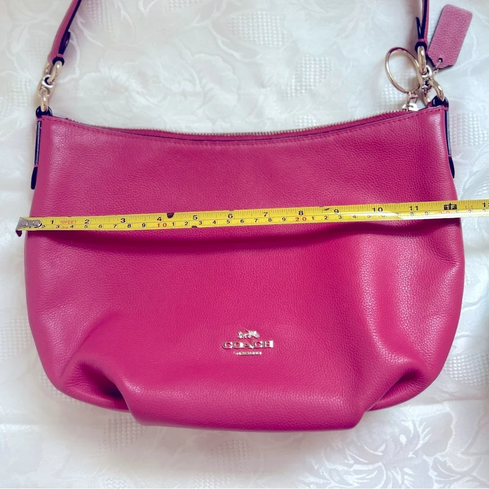 Coach pebbled pink hobo 2way crossbody shoulder leather bag with removal strap - Picture 14 of 17